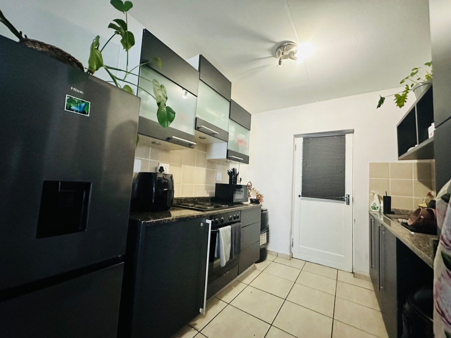 2 Bedroom Property for Sale in Parklands Western Cape